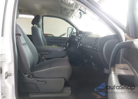 2009 Chevrolet Silverado 3500Hd Lt from USA, damaged, VIN 1GCHK83619F128611